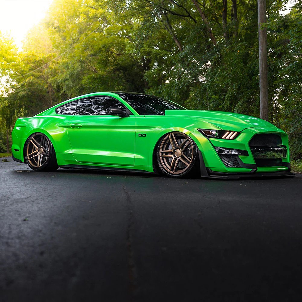 Candy Metallic Neon Green Vinyl Wrap - Motyle