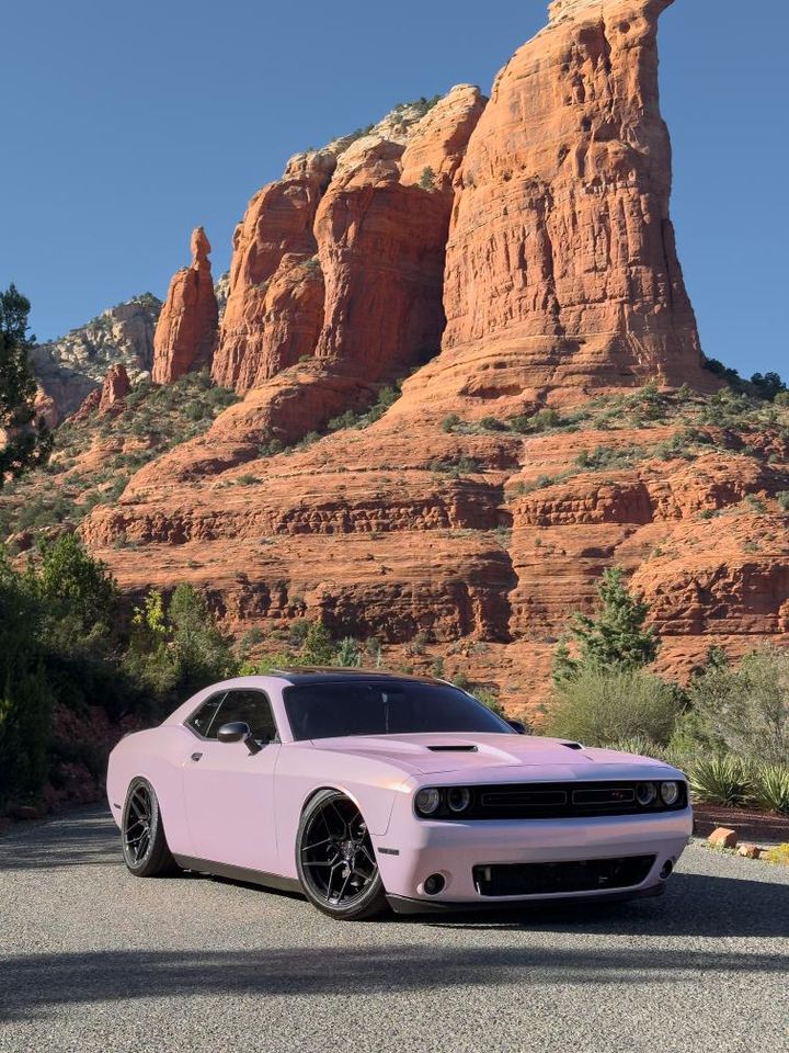 Candy Metallic Pink White Vinyl Wrap - Motyle