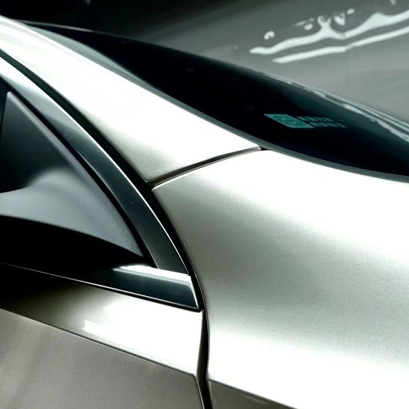 Glossy Metallic Champagne Silver Vinyl Wrap - Motyle