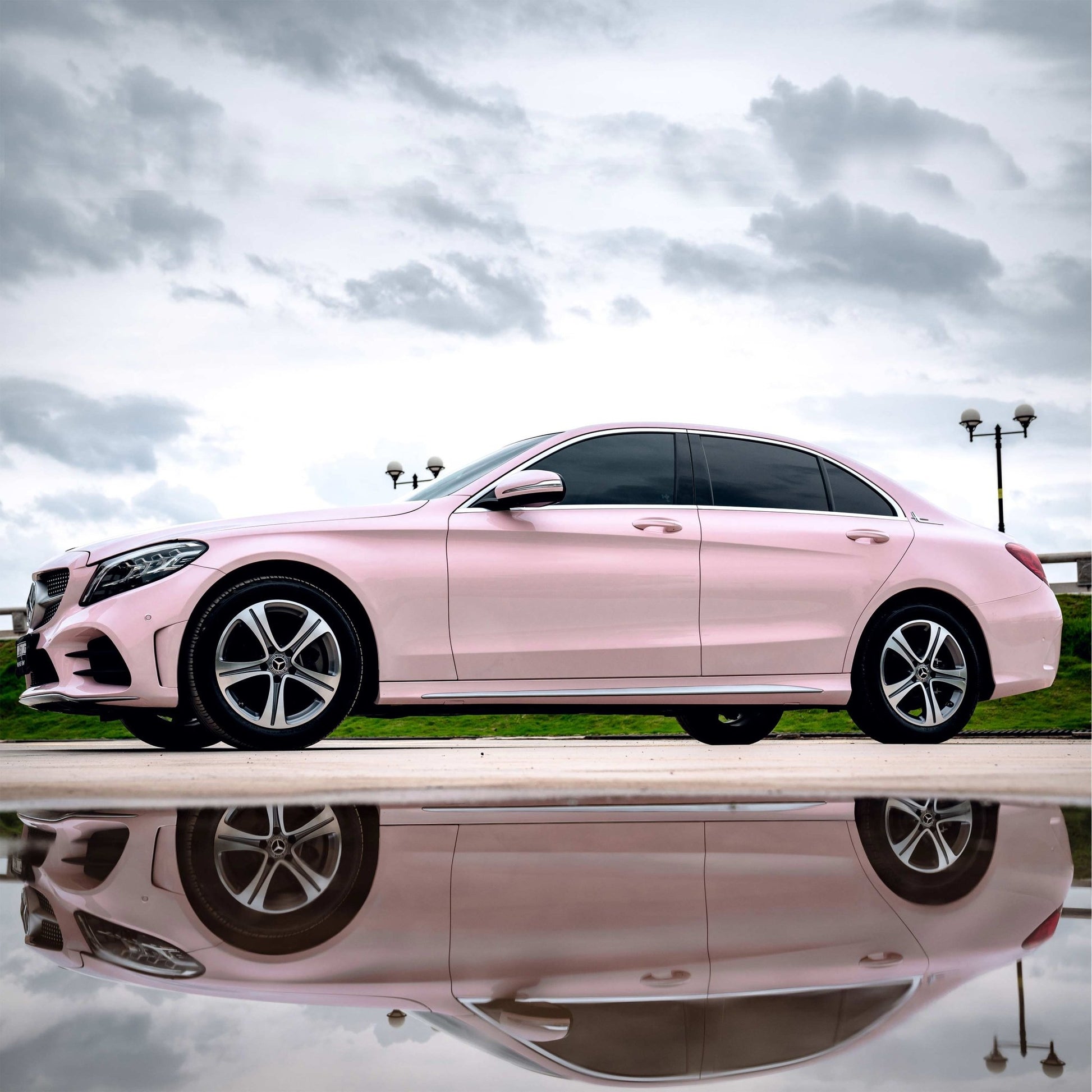 Super Glossy Pale Pink Vinyl Wrap - Motyle